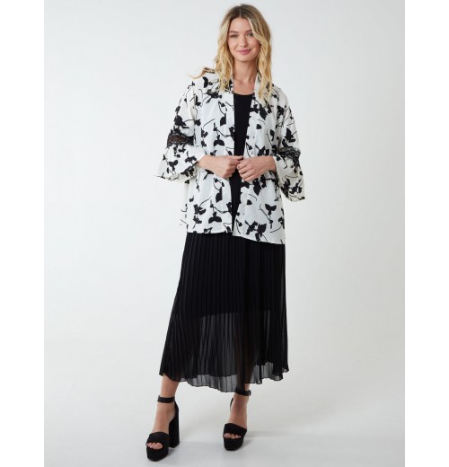 Kimono Top With Laced Sleeve Kimono Top With Laced Sleeve
